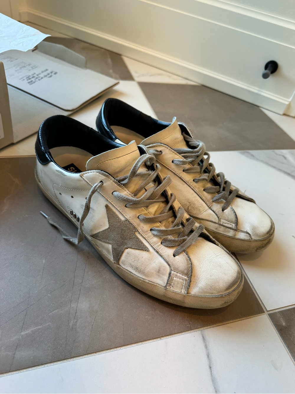 Golden Goose Off-White Leather Sneakers with Gray Star Mens 43